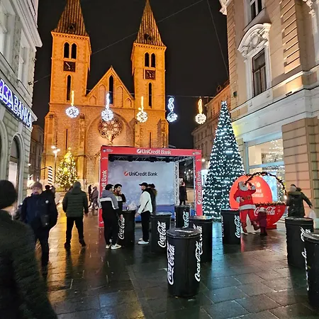 Ferhadija 아파트 *